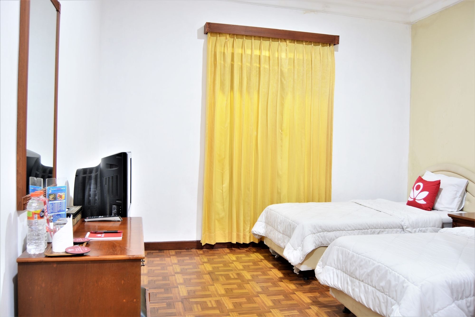 Zen Rooms Basic Cipanas Km.78 Exterior foto