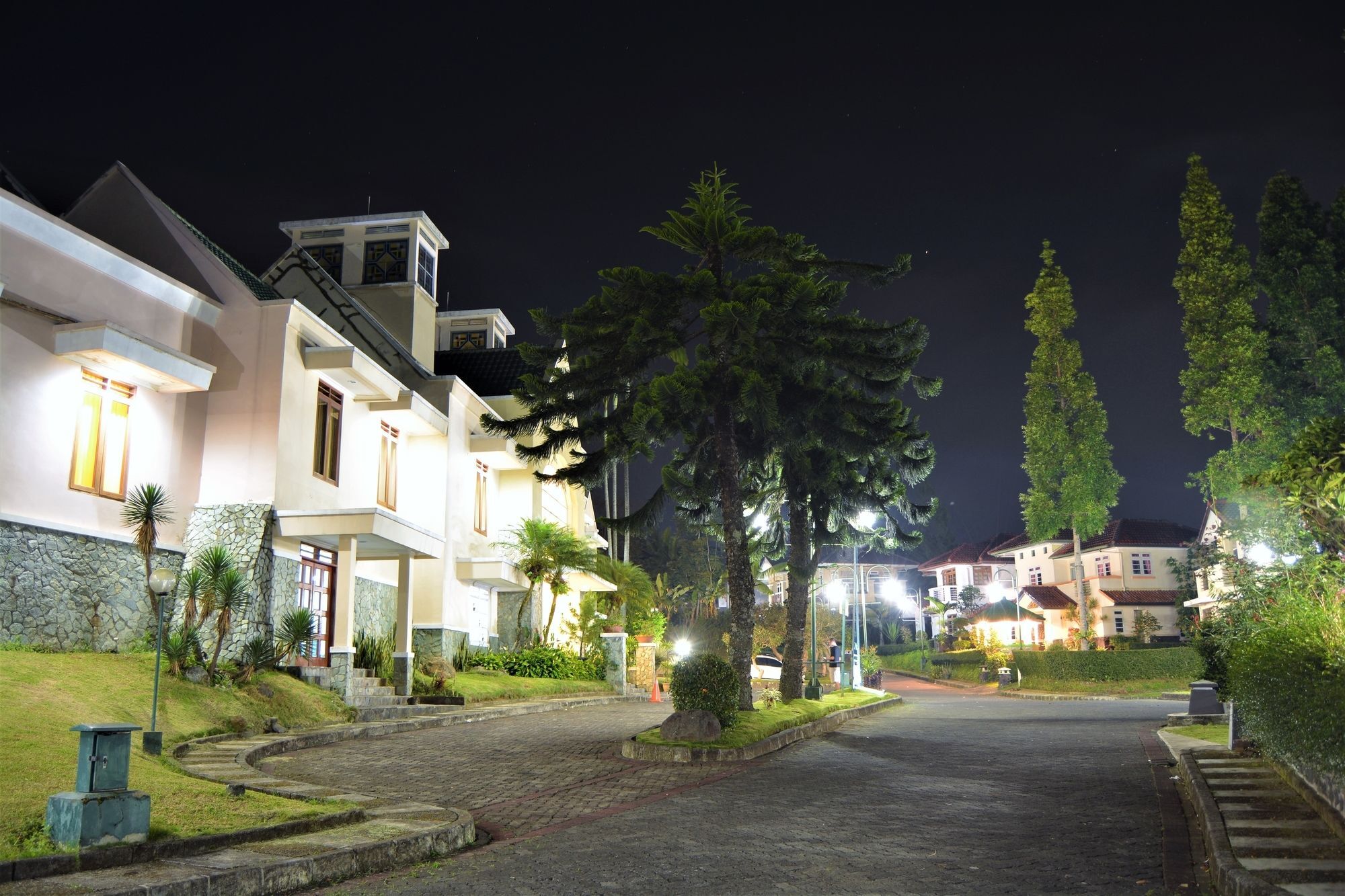 Zen Rooms Basic Cipanas Km.78 Exterior foto