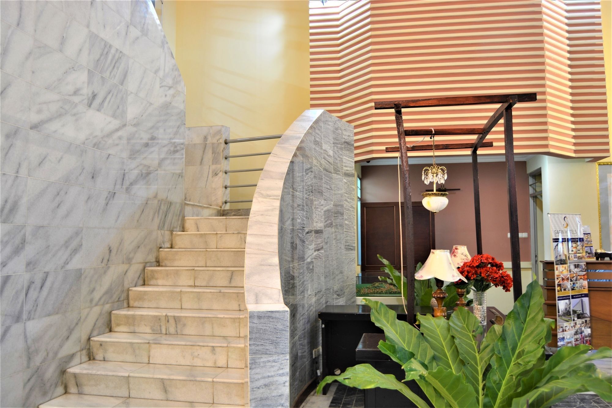 Zen Rooms Basic Cipanas Km.78 Exterior foto